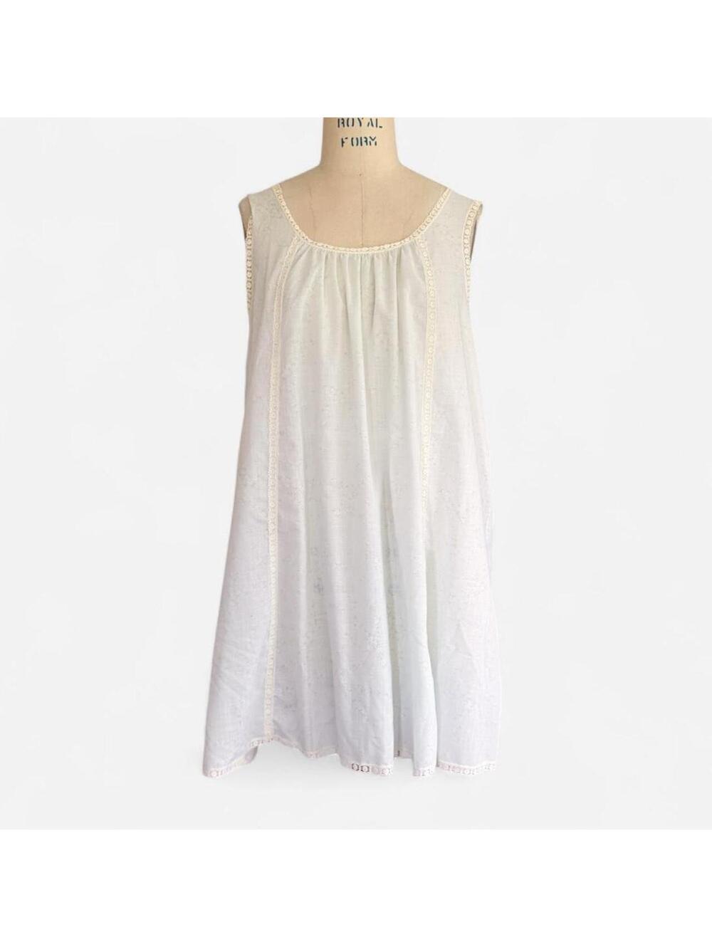 Vintage 70s Cotton Gauze Gathered Babydoll Dress in White